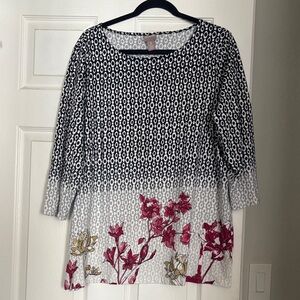 Chico’s Women’s Top Size 3 (XL) Black White Geometric Floral Print – VGUC